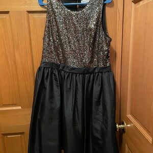 Calvin Klein Sequin Semi formal dress mid length